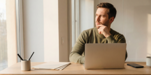 critérios mais importantes a que deve dar atenção ao escolher o melhor software de gestão para a mediação de seguros.